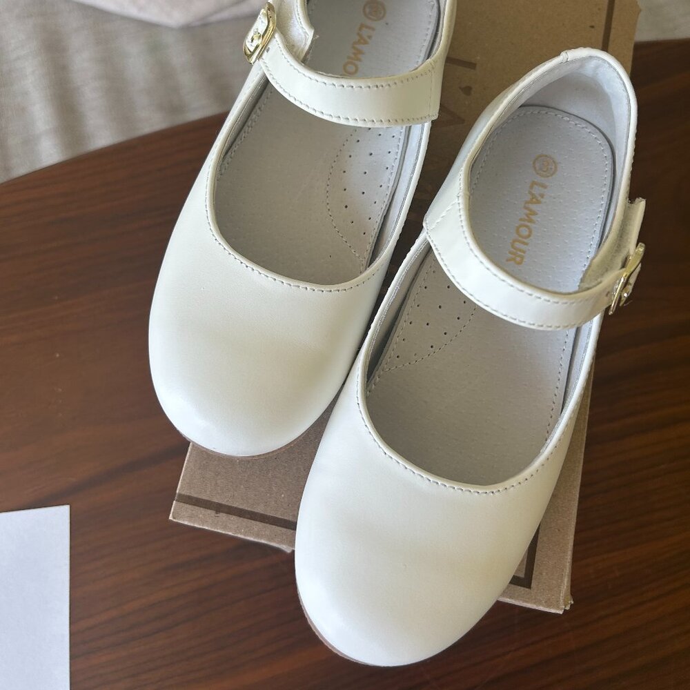 L'Amour Girls White Dress Shoes